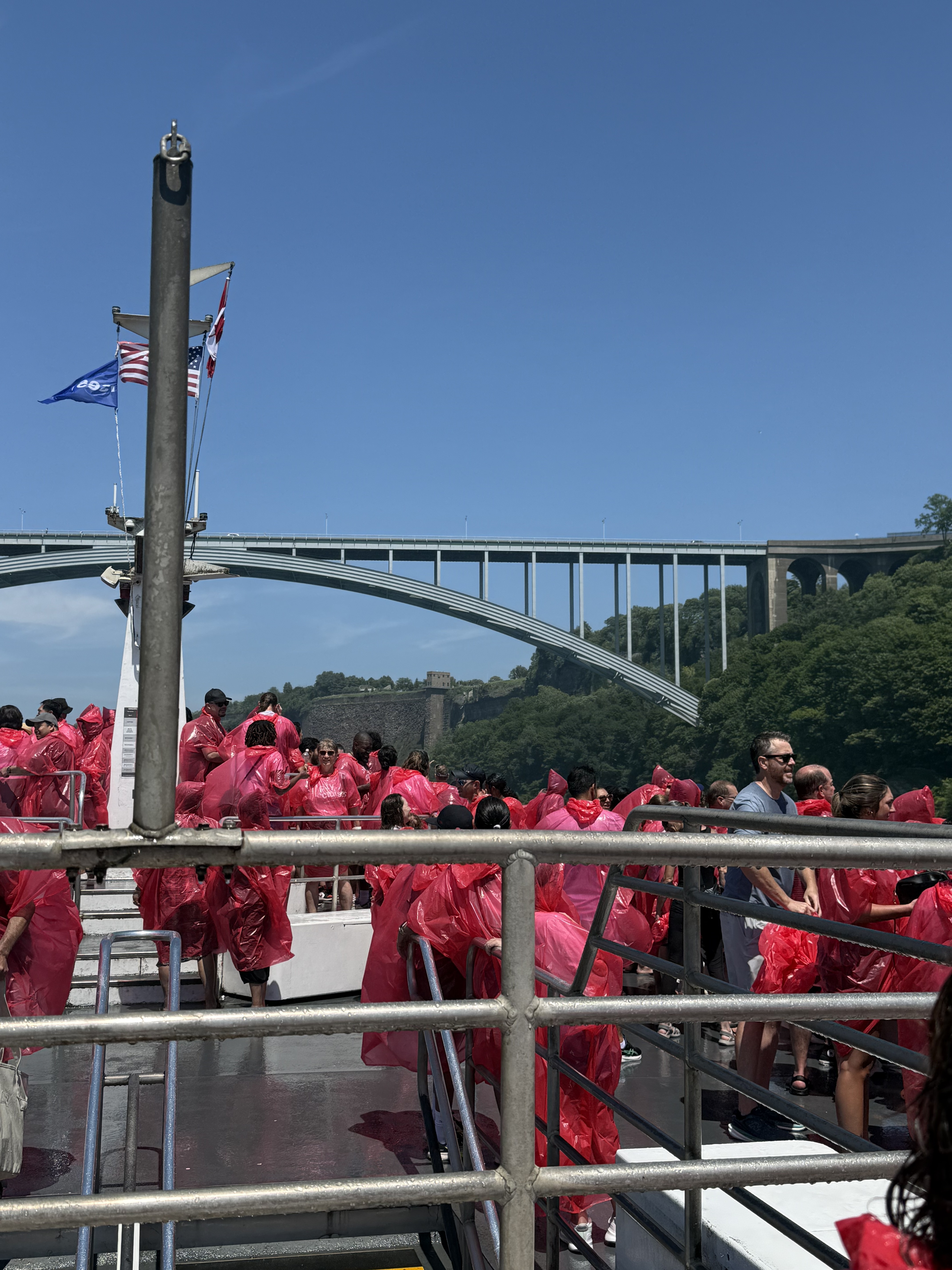 Niagara boat cruise experience